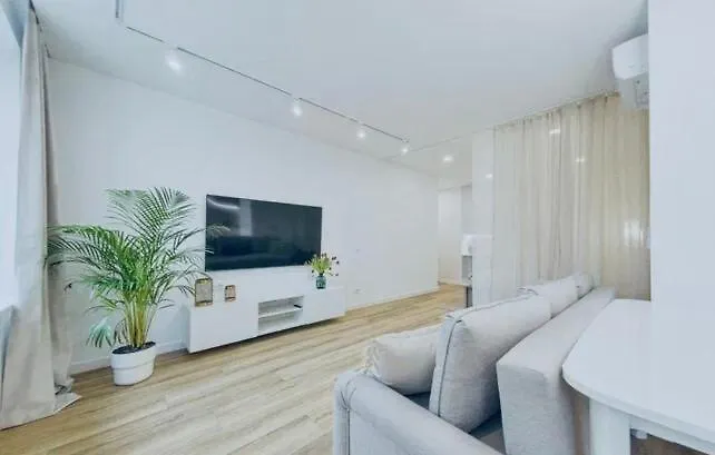 Nowy Swiat - Centrum, Stare ,atrakcje Na Krok وارسو